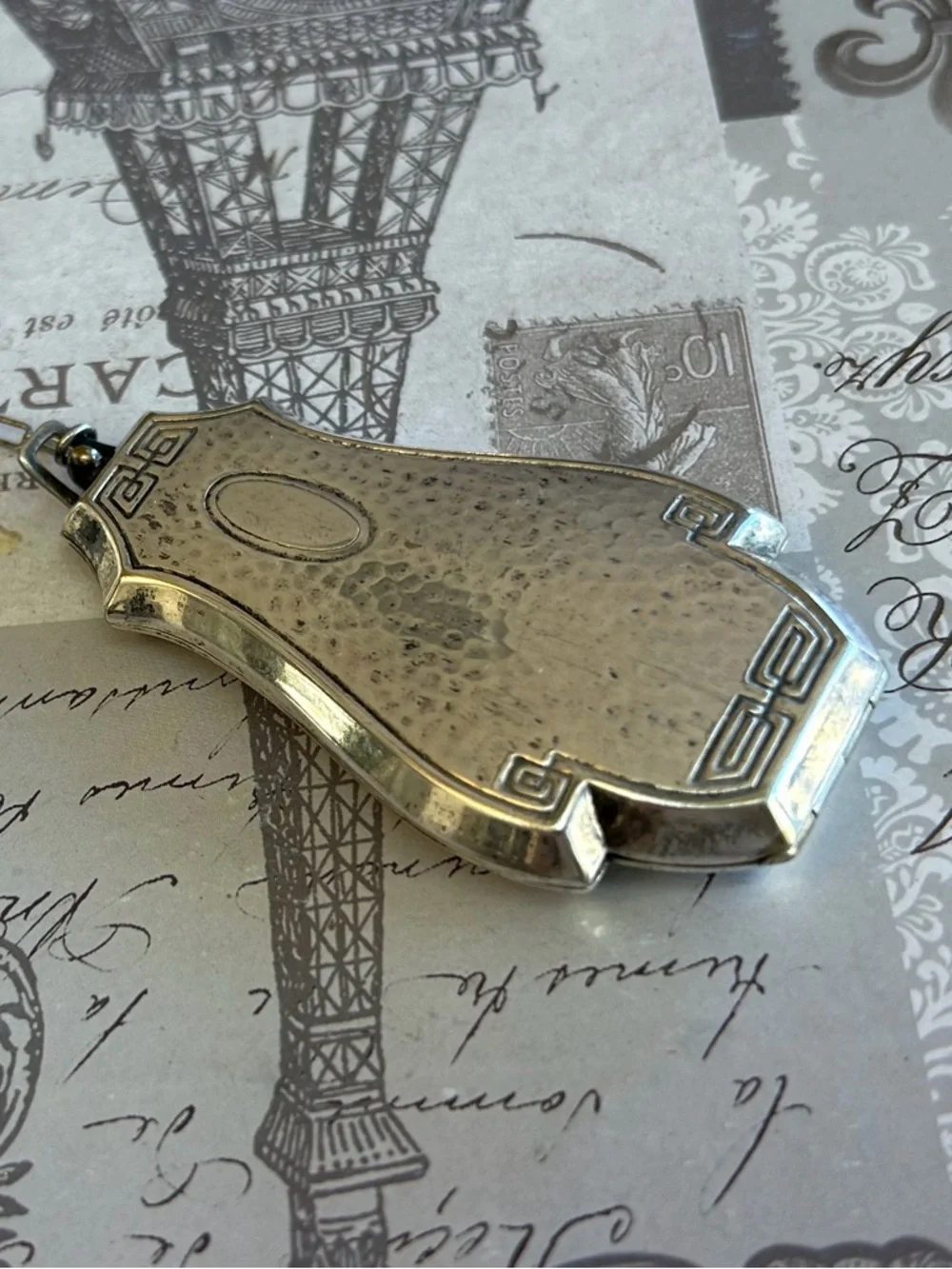 Antique Vintage Coin Purse Compact on Finger Chain